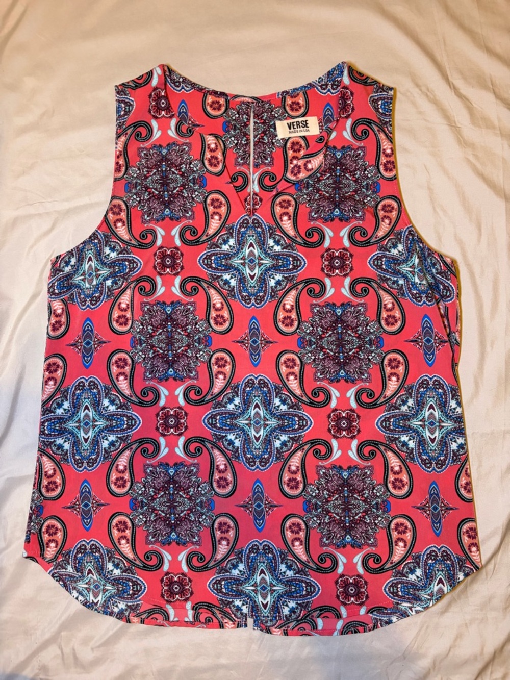 Verse Coral Paisley Print Sleeveless Blouse
